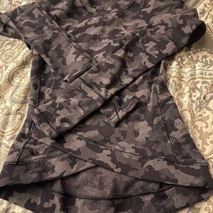 Ready to run rulu lululemon top